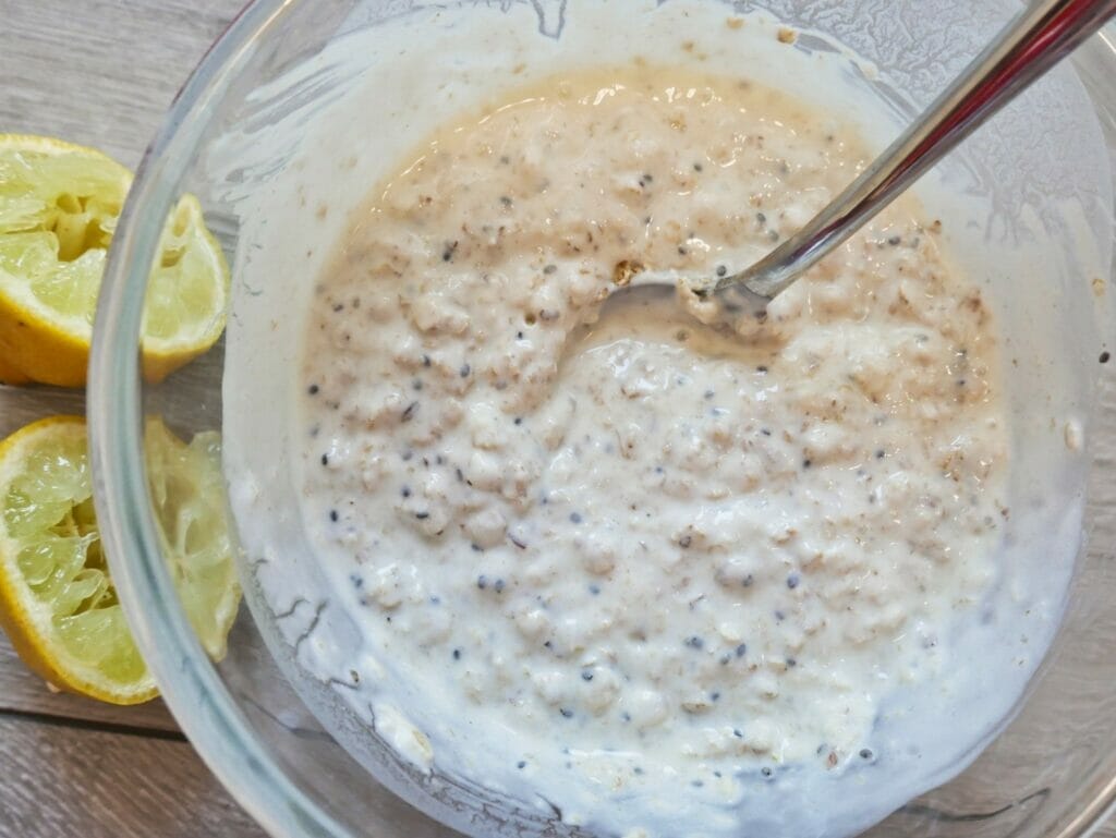 lemon overnight oats before refrigerating