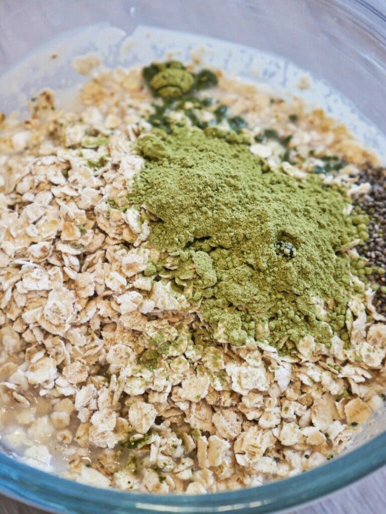 oatmeal matcha and chia seeds in a bowl