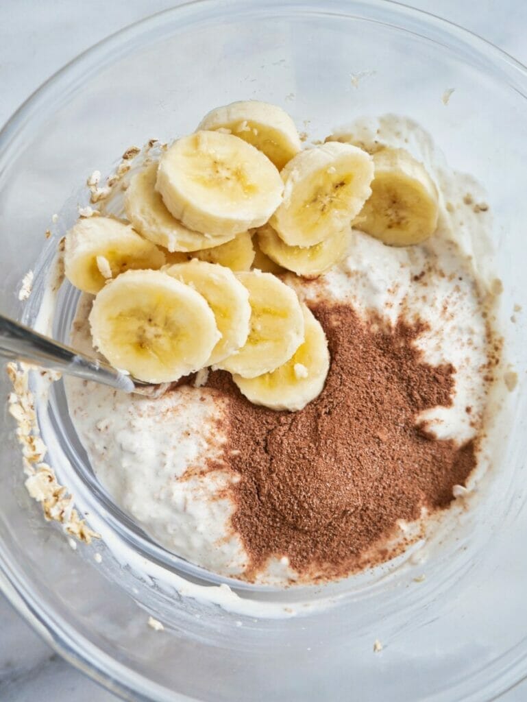 cocoa and banana overnight oats