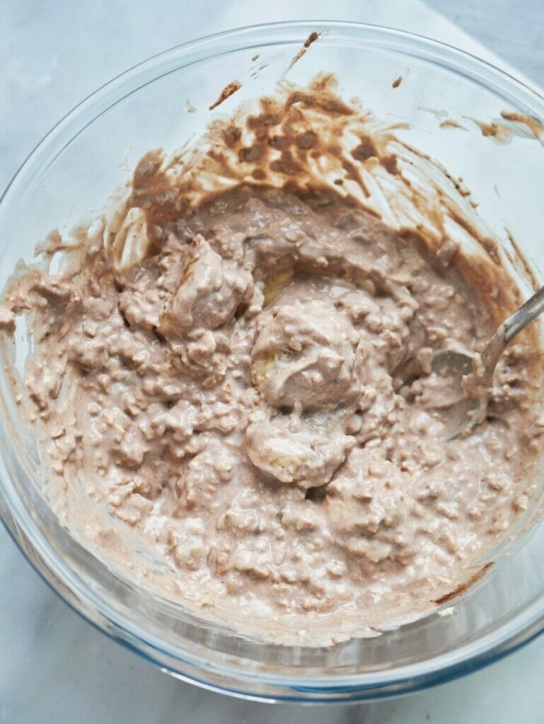 cocoa and banana overnight oats