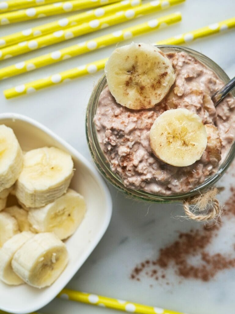 cocoa and banana overnight oats