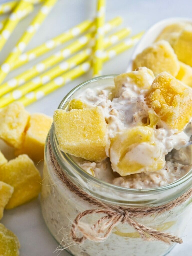 mango overnight oats