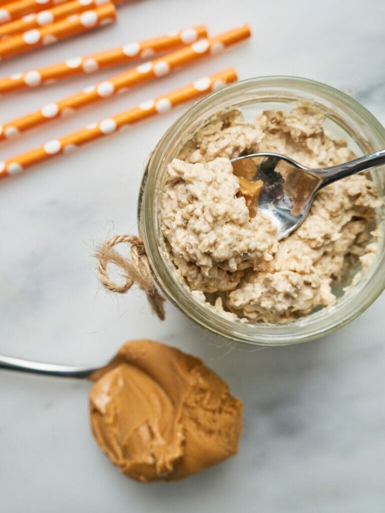 peanut butter overnight oats