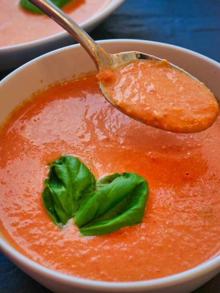 Creamy Tomato Basil Soup No Fuss Kitchen