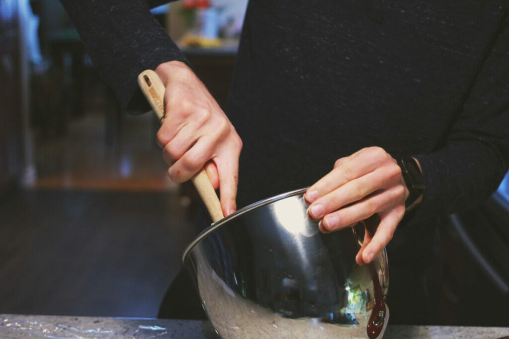 mixing bowl