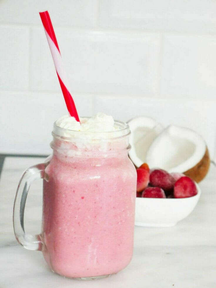 The freshest strawberry coconut milk smoothie recipe