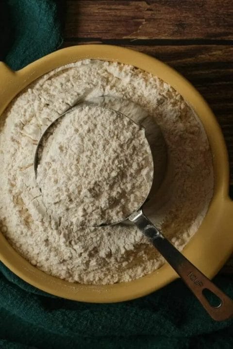 Why is my Cake Crumbly? (and exactly how to fix it) - No Fuss Kitchen