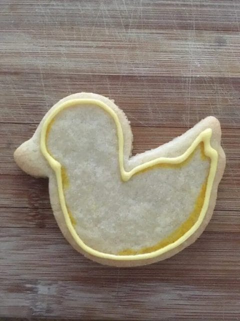 Adorable Decorated Duck Cookies - No Fuss Kitchen